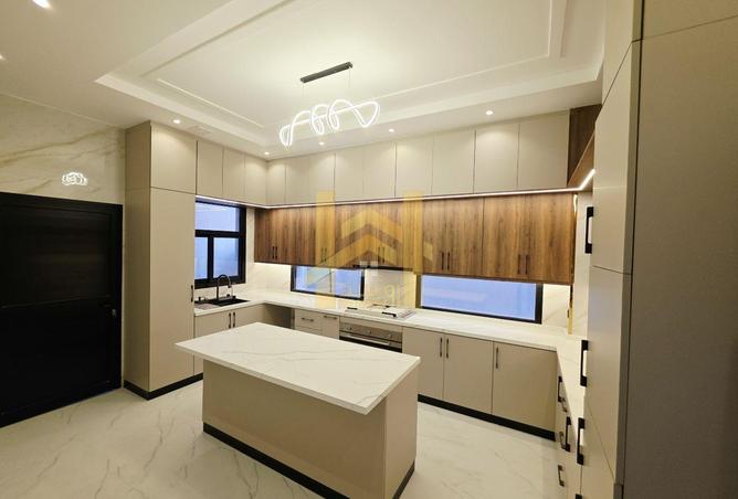 132489050 - Property Image 3