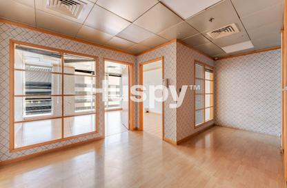 Office Space - Studio - 1 Bathroom for rent in Fairmont Hotel - Sheikh Zayed Road - Dubai