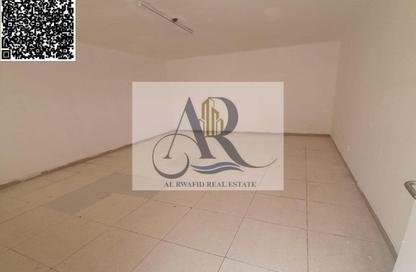 Labor Camp - Studio - 7+ Bathrooms for rent in Ali Mousa Building - Al Sajaa Industrial - Al Sajaa - Sharjah
