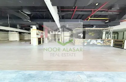 Retail - Studio - 2 Bathrooms for rent in Al Zarooni - Al Mamzar - Deira - Dubai