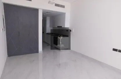 Apartment - 1 Bathroom for rent in Samana Park Views - Arjan - Dubai