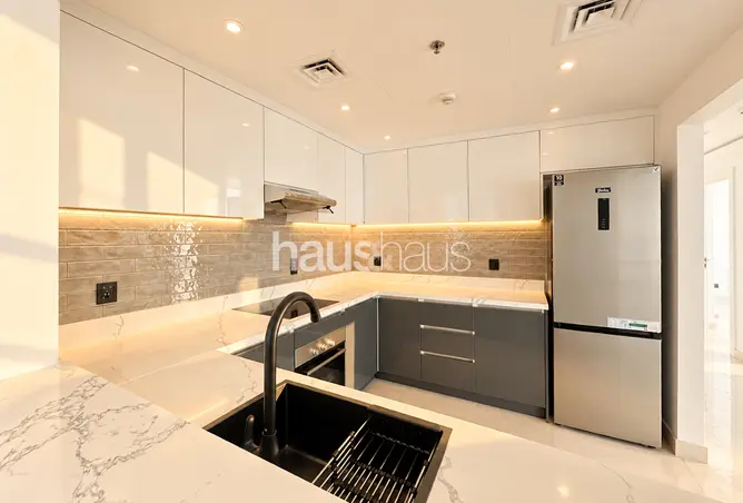 87858437 - Property Image 2