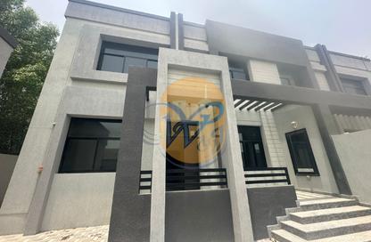 Villa - 4 Bedrooms - 5 Bathrooms for rent in Seih Al Uraibi - Ras Al Khaimah