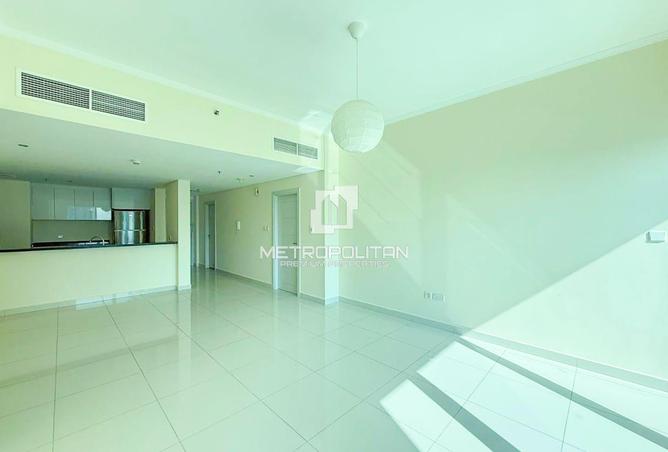 2PKR7i1xH3A - Property Main Image