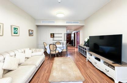 Apartment - 1 - 2 for rent in Elite Residence - Dubai Marina - Dubai