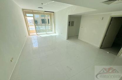 Apartment - 2 Bedrooms - 3 Bathrooms for rent in Muwaileh 3 Building - Muwaileh - Sharjah