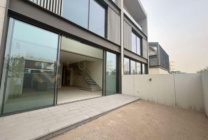 76977529 - Property Main Image