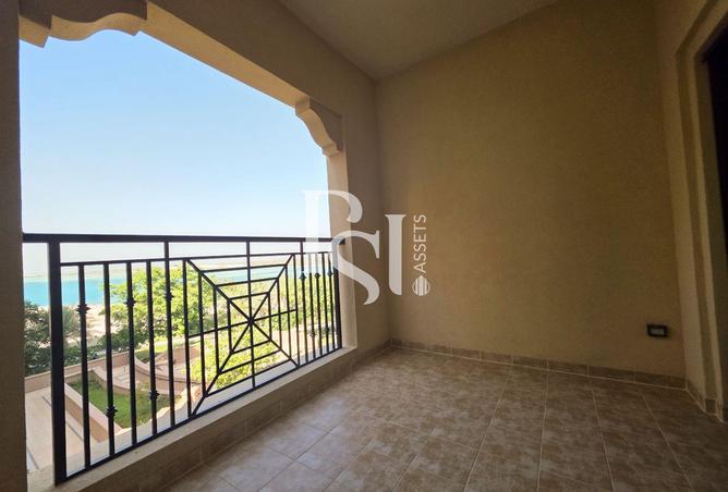 98240377 - Property Image 2