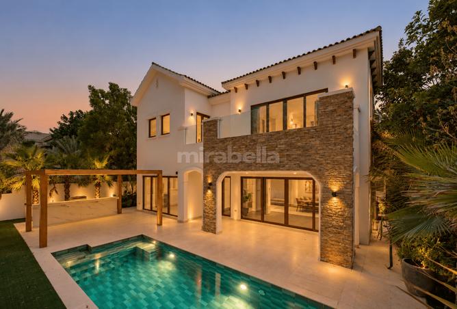 5-bed villa in Lime Tree Valley · Upgraded · Golf view — photo 2