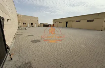 Factory - Studio - 2 Bathrooms for rent in Al Sajaa S - Al Sajaa - Sharjah
