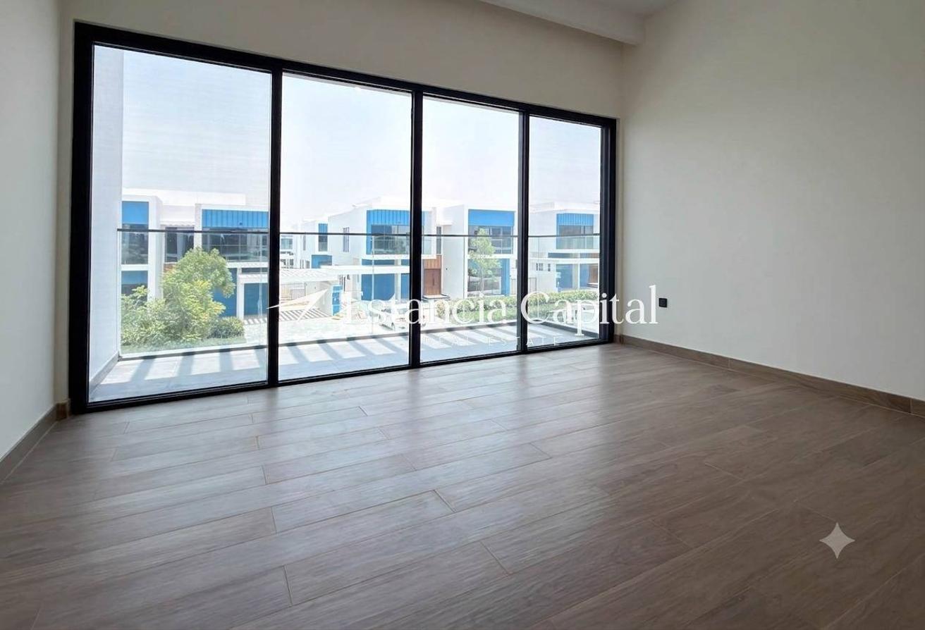 Luxury Living | Near Lagoon | Premium Community photo 8