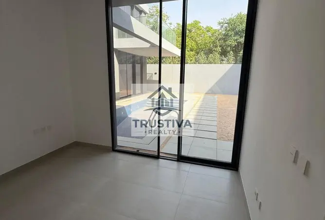 127006927 - Property Image 3