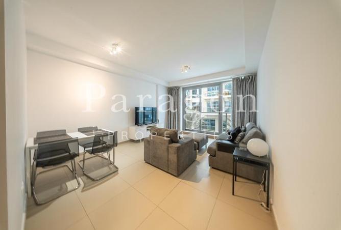 82782648 - Property Main Image