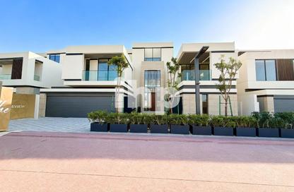 Villa - 5 Bedrooms - 6 Bathrooms for sale in Sobha Estates - Sobha Hartland II - Bukadra - Dubai