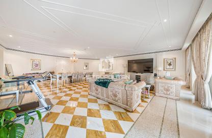 Apartment - 3 Bedrooms - 4 Bathrooms for sale in Palazzo Versace - Culture Village - Dubai