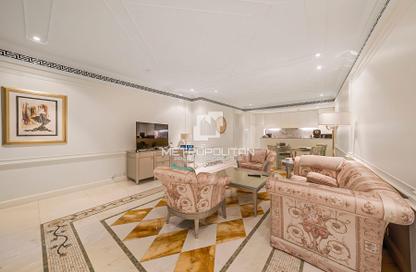 Apartment - 3 Bedrooms - 4 Bathrooms for sale in Palazzo Versace - Culture Village - Dubai