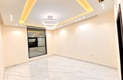 Villa - 5 - 7 for sale in Al Zaheya Gardens - Al Zahya - Ajman
