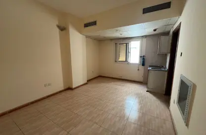 Apartment - Studio - 1 Bathroom for rent in Al Musalla - Al Gharb - Sharjah