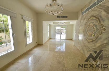 Villa - 3 Bedrooms - 3 Bathrooms for rent in Springs 11 - The Springs - Dubai