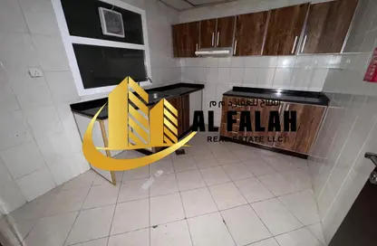 شقة - 2 غرف نوم - 2 حمامات للايجار في شارع التعاون الجديد - التعاون - الشارقة