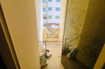 Apartment - 1 - 1 for rent in Al Nabaa Building - Al Naba'ah - Al Sharq - Sharjah