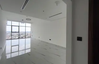 شقة - 2 غرف نوم - 3 حمامات للبيع في رويال ريجينسي - الخليج التجاري - دبي