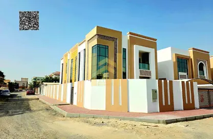 فيلا - 5 غرف نوم - 7 حمامات للبيع في 3 المويهات - المويهات - عجمان