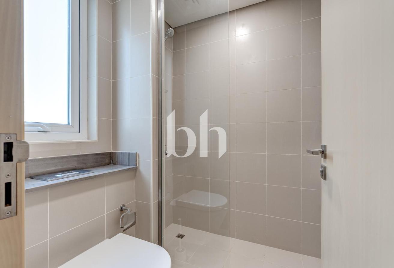 Great location | Vacant Soon | Unfurnished photo 20