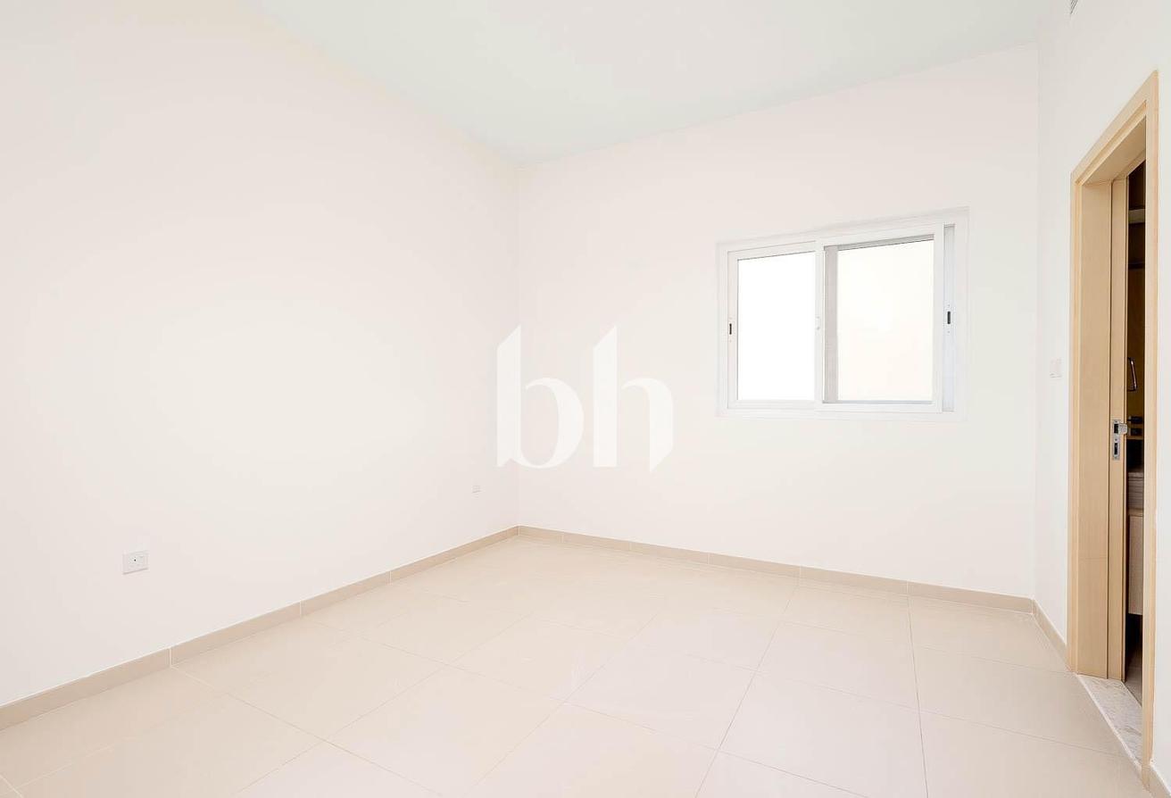 Great location | Vacant Soon | Unfurnished photo 18