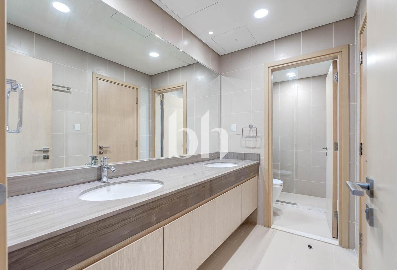 Great location | Vacant Soon | Unfurnished photo 17