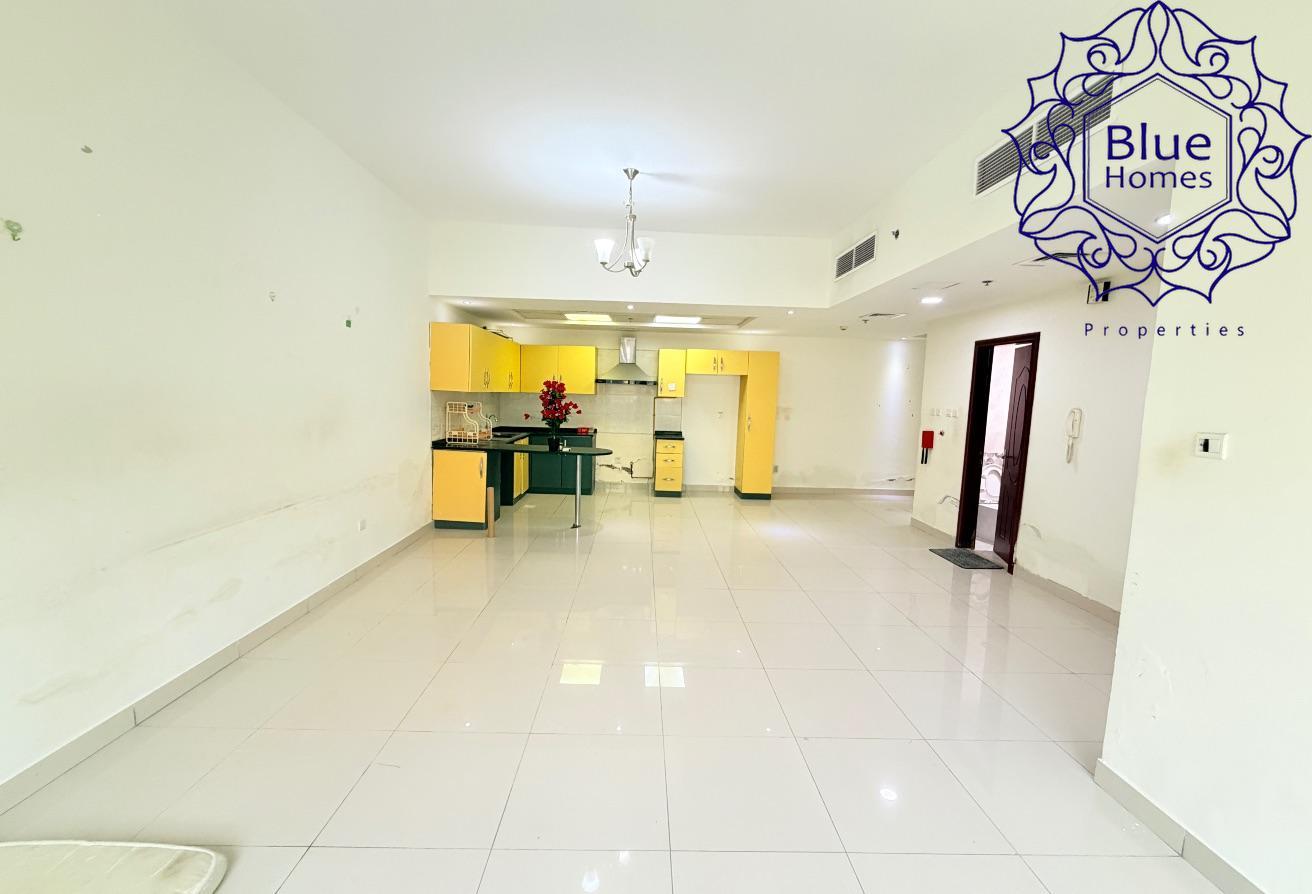Luxury 1BR with balcony / prime location / 1130sqf photo 2