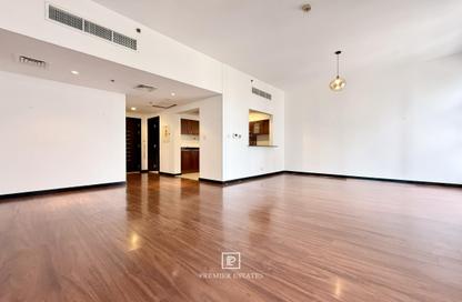 Apartment - 1 Bedroom - 2 Bathrooms for rent in Green Lakes Towers 1 - Green Lakes Towers - JLT Cluster S - Jumeirah Lake Towers - Dubai