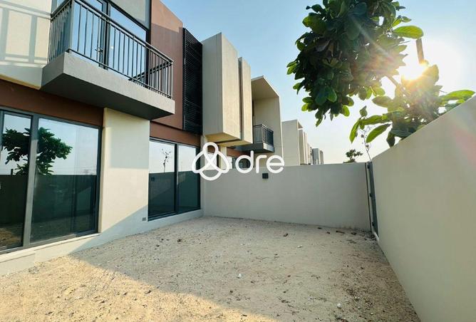 75011687 - Property Image 2