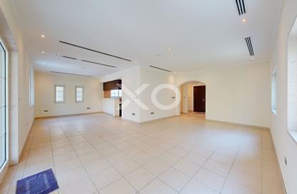Villa - 3 Bedrooms - 4 Bathrooms for sale in District 7 - Jumeirah Park - Dubai