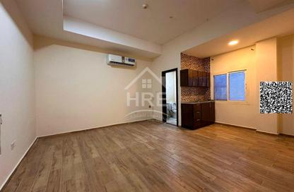 Apartment - Studio - 1 Bathroom for rent in Al Mowaihat 1 - Al Mowaihat - Ajman Apartment - Studio - 1 Bathroom for rent in Al Mowaihat 1 - Al Mowaihat - Ajman