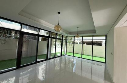 Townhouse - 3 - 5 for rent in Pelham - Akoya Park - Damac Hills - Dubai