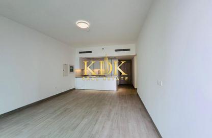 Apartment - 3 Bedrooms - 4 Bathrooms for rent in Luma Park Views - District 14 - Jumeirah Village Circle - Dubai