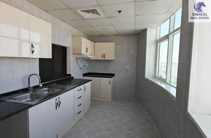 Apartment - 2 Bedrooms - 2 Bathrooms for rent in RAK Tower - Al Seer - Ras Al Khaimah