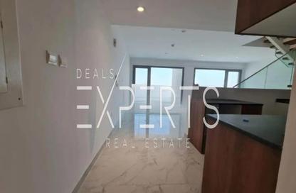 Apartment - 3 Bedrooms - 4 Bathrooms for sale in Oasis 1 - Oasis Residences - Masdar City - Abu Dhabi