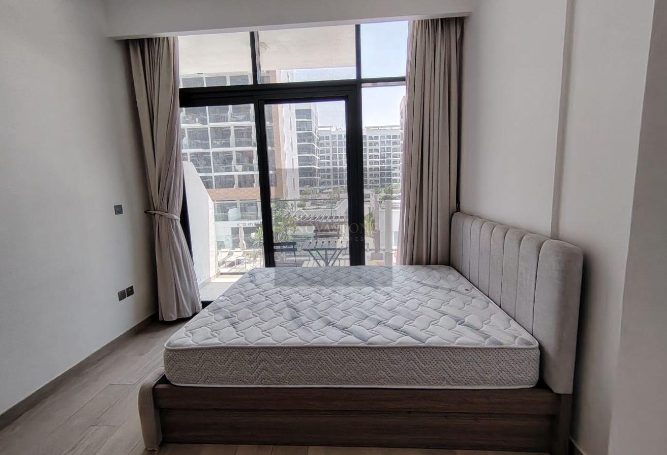 Chiller free-Brand new fully furnished Studio photo 5