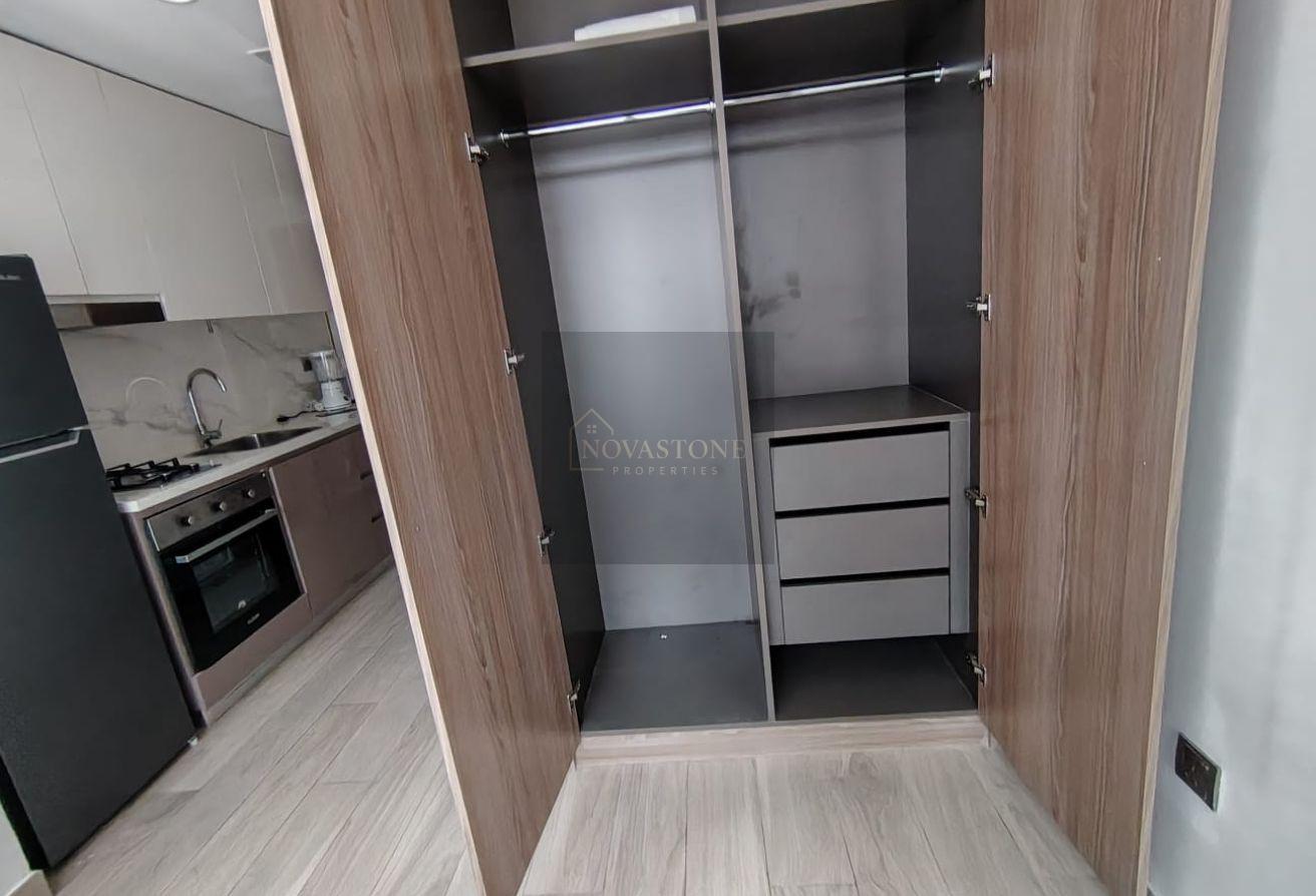 Chiller free-Brand new fully furnished Studio photo 6