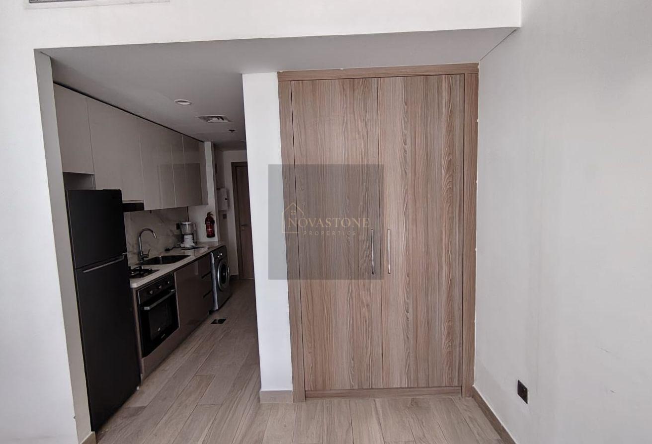 Chiller free-Brand new fully furnished Studio photo 7