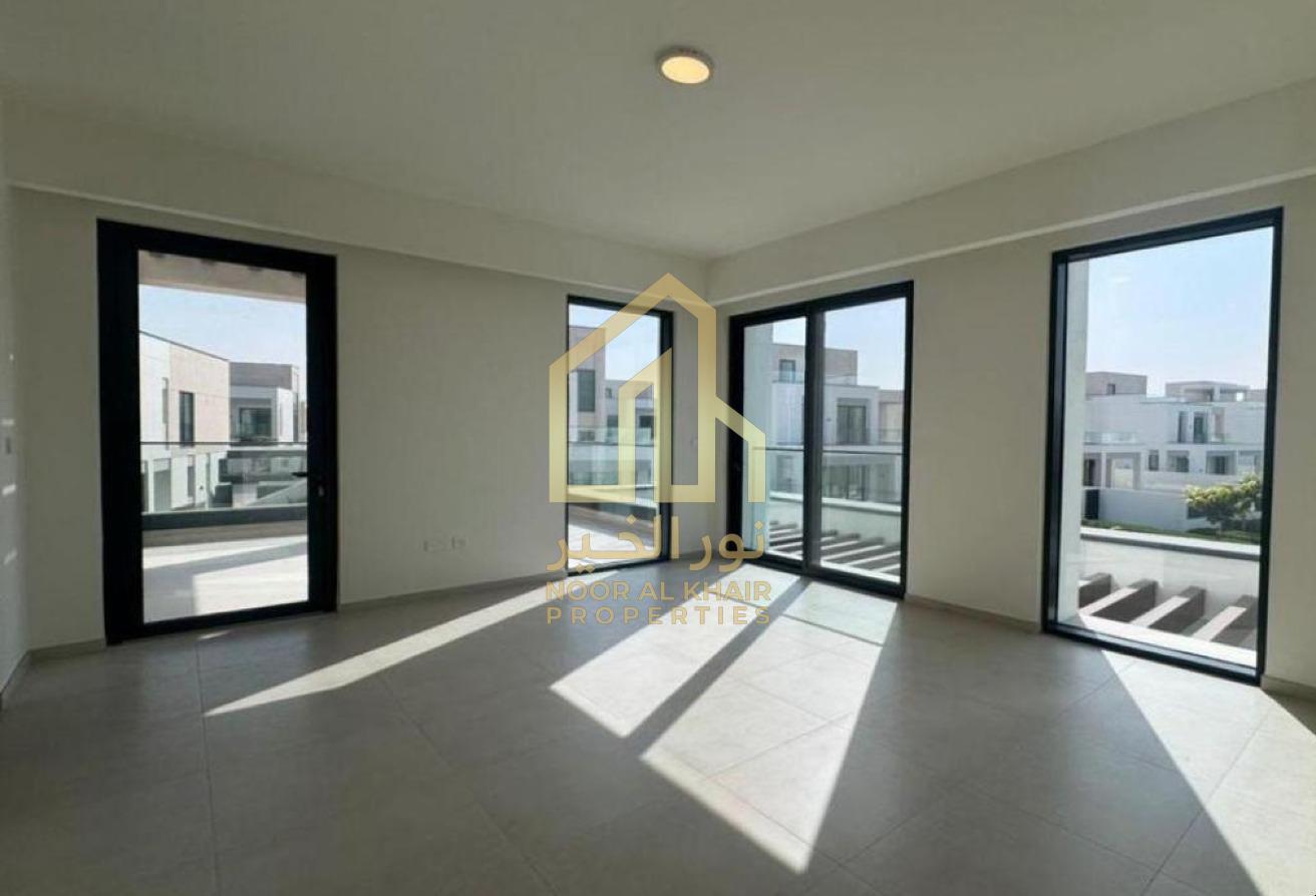 Luxury Caya 2 | 4 Bedroom + Maid | Brand New photo 13
