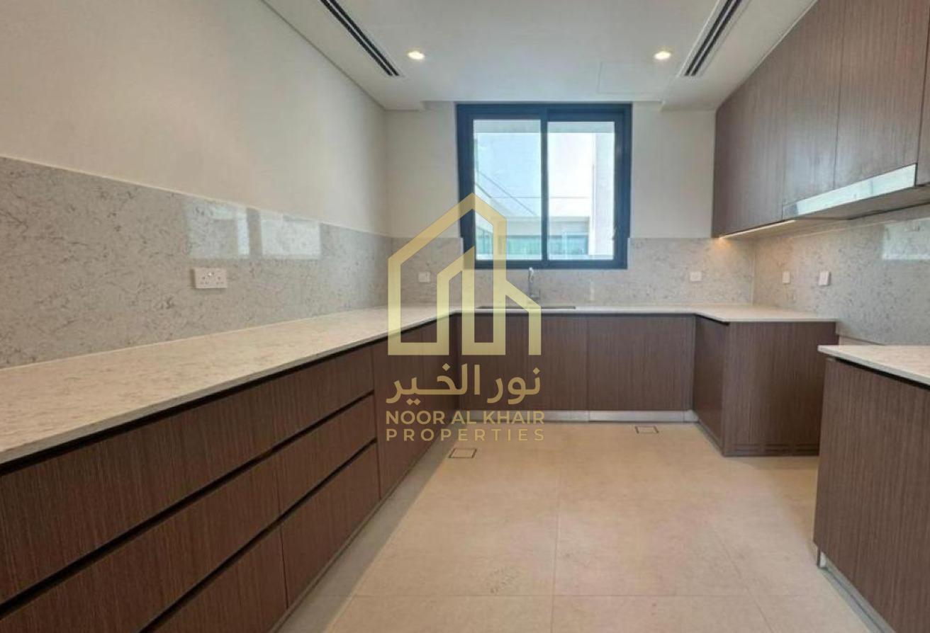 Luxury Caya 2 | 4 Bedroom + Maid | Brand New photo 6