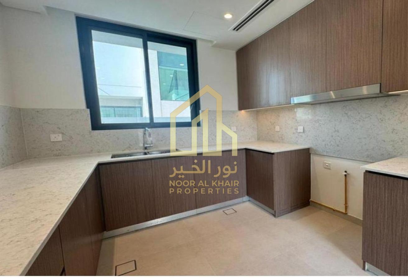 Luxury Caya 2 | 4 Bedroom + Maid | Brand New photo 10