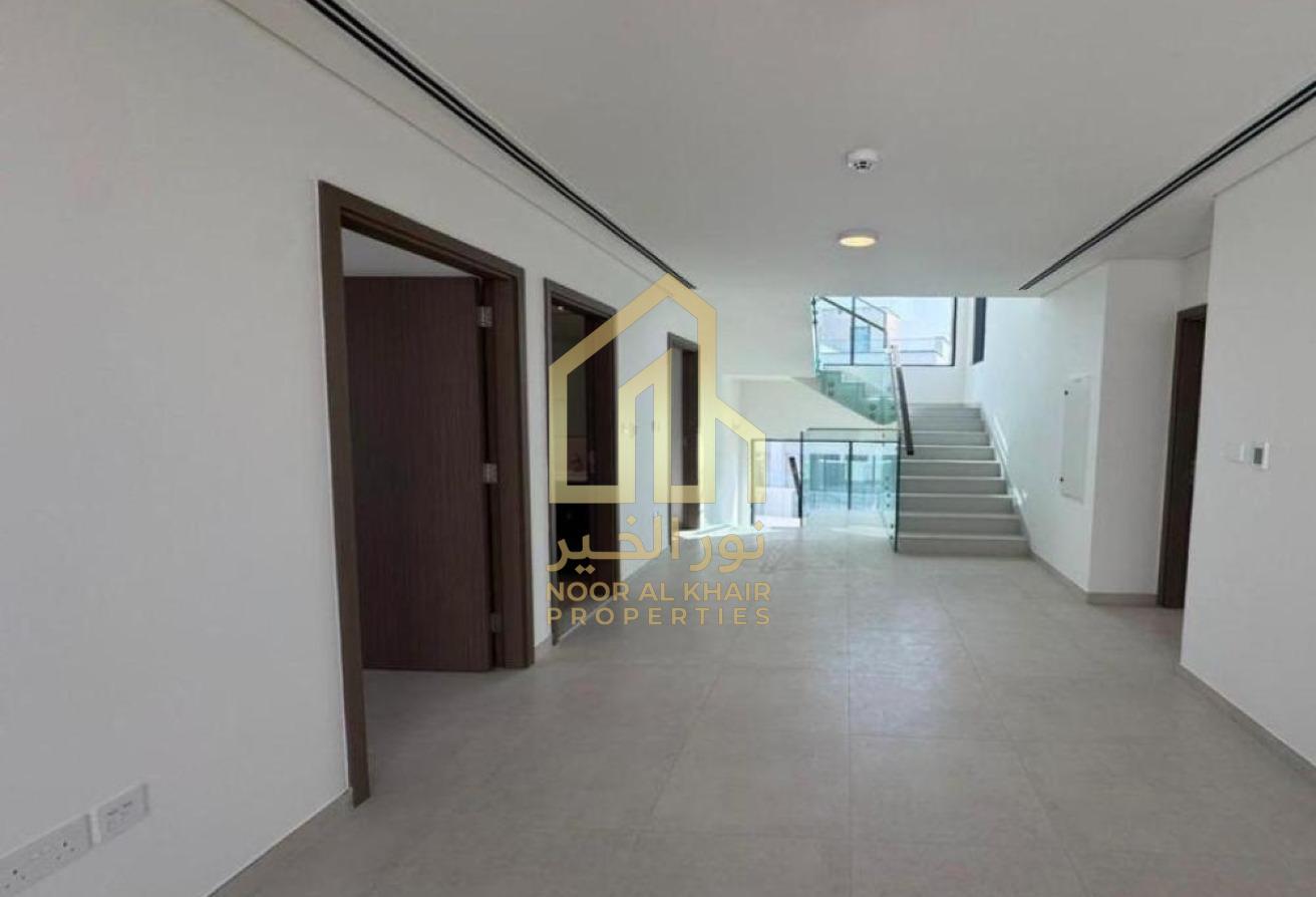 Luxury Caya 2 | 4 Bedroom + Maid | Brand New photo 5
