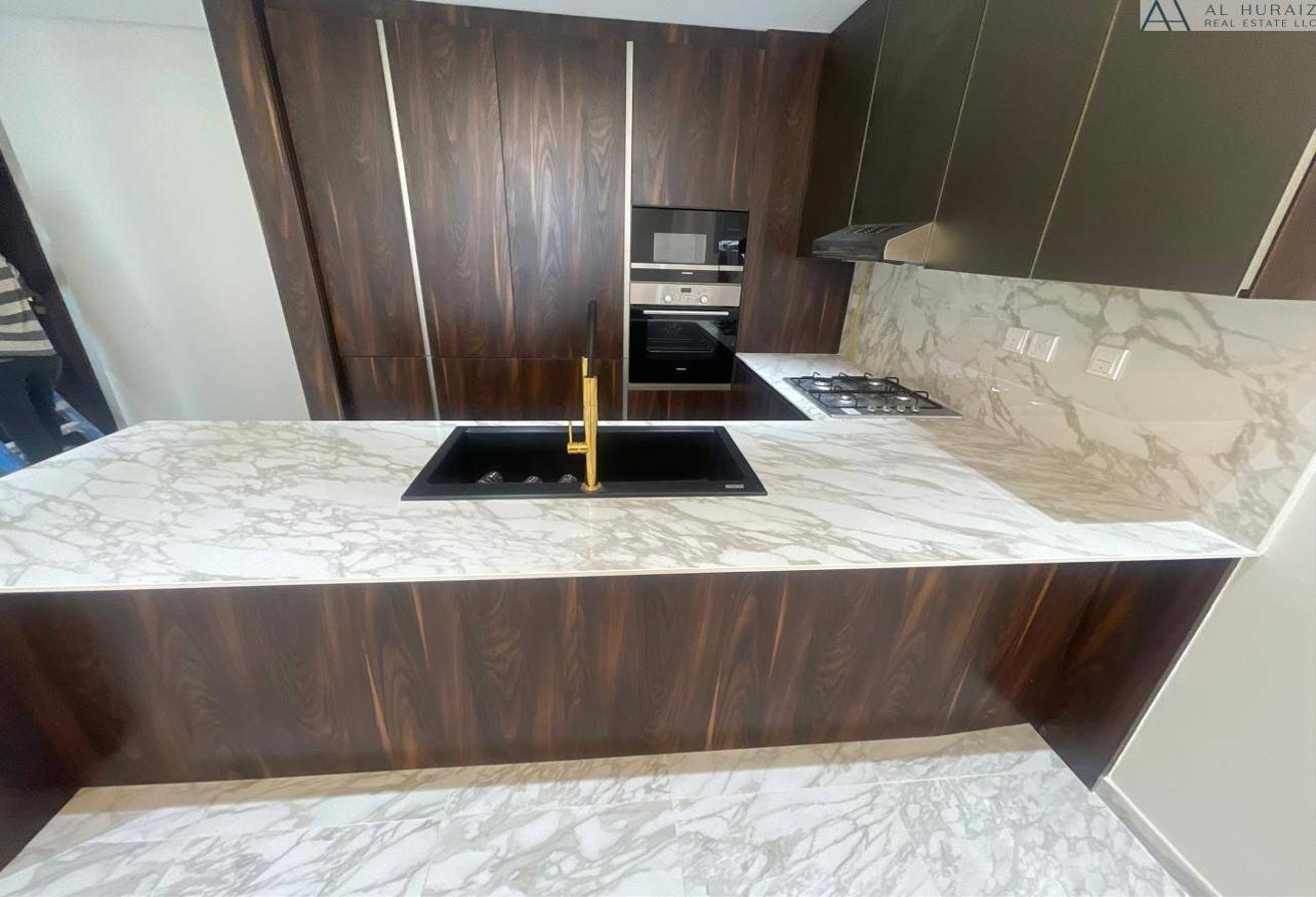 Elegant 1 BR | Marina Skyline Views | Close to Mero photo 4
