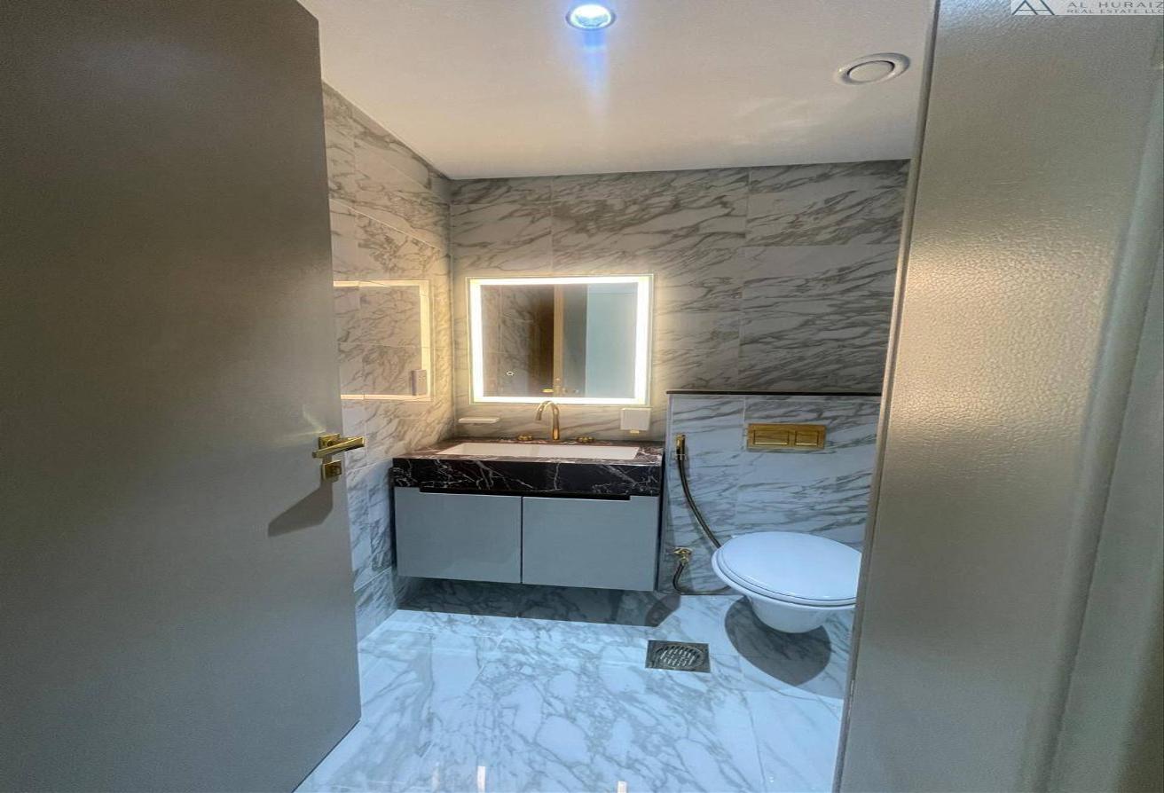 Elegant 1 BR | Marina Skyline Views | Close to Mero photo 11