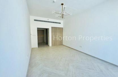 Apartment - Studio - 1 for rent in Oxford 212 - District 10 - Jumeirah Village Circle - Dubai