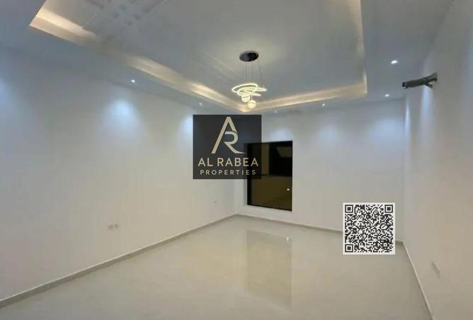 74648938 - Property Image 2